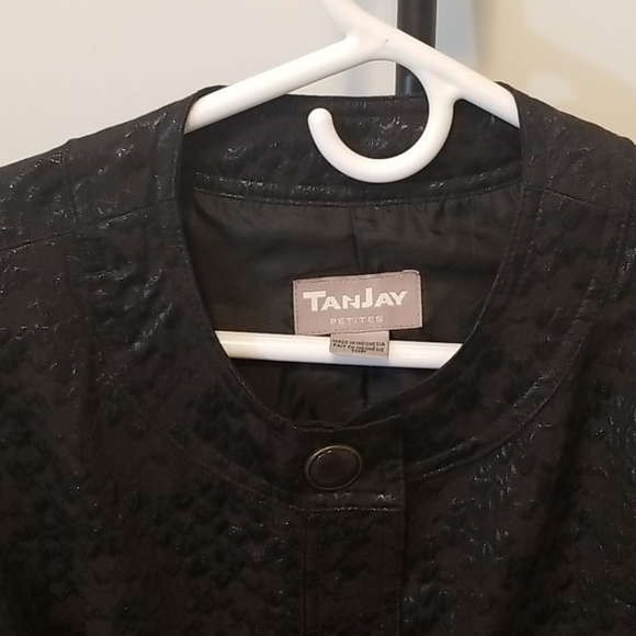 Tanjay jacket - Picture 3 of 3